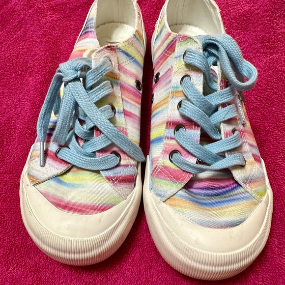 Rocket Dog Shoes - Rocket Dog Rainbow Striped Sneakers with Blue Laces Size 8